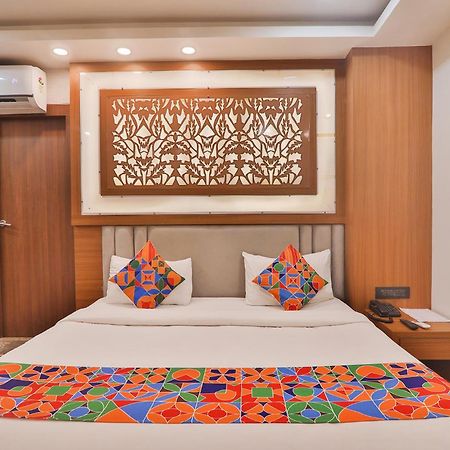 Fabhotel Shaurya Inn ラクナウ エクステリア 写真