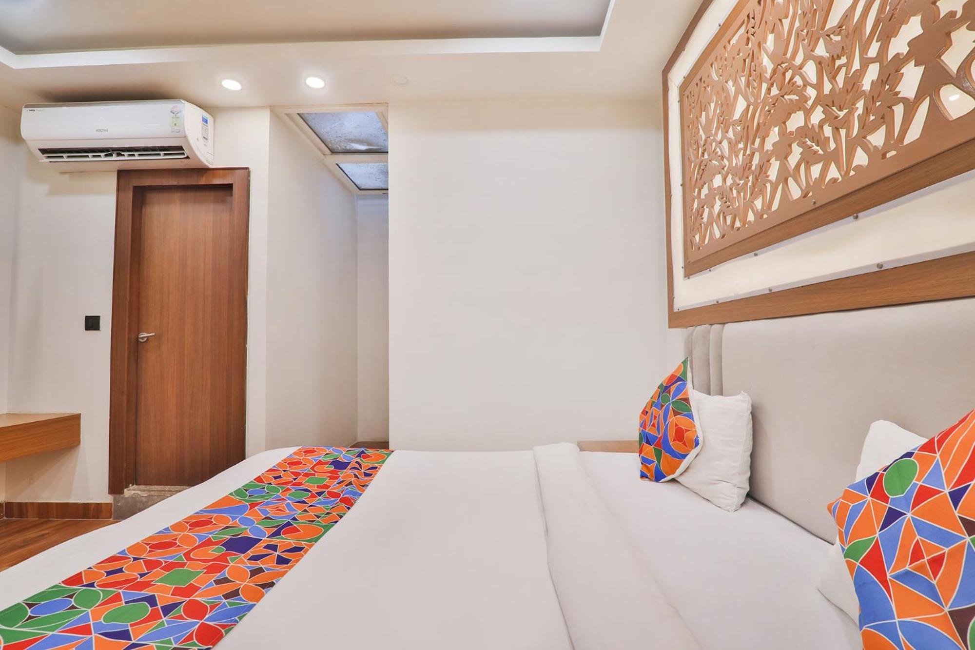 Fabhotel Shaurya Inn ラクナウ エクステリア 写真